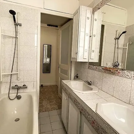 Apartment C043-agreable 3 Pieces Proche Croisette Et Plages Cannes