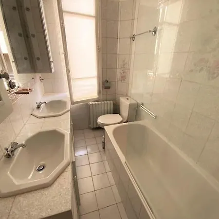 Apartment C043-agreable 3 Pieces Proche Croisette Et Plages
